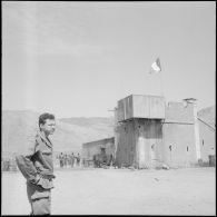 Protection de la voie ferrée Oran-Colomb Béchar par le 6e RTS. [Description en cours]