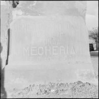 Protection de la voie ferrée Oran-Colomb Béchar par le 6e RTS. [Description en cours]