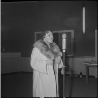 Tour de chant à l’occasion de Camerone. [Description en cours]