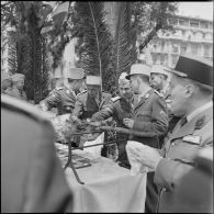 Fêtes de l'Aïd El-Seghir à la base de transit militaire d’Alger. [Description en cours]