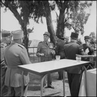 Fêtes de l'Aïd El-Seghir à la base de transit militaire d’Alger. [Description en cours]