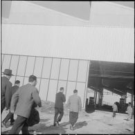 Visite du chantier d’une usine Berliet. [Description en cours]