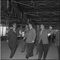 Visite du chantier d’une usine Berliet. [Description en cours]