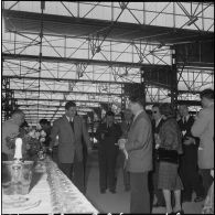 Visite du chantier d’une usine Berliet. [Description en cours]
