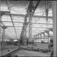 Visite du chantier d’une usine Berliet. [Description en cours]