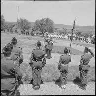 Visite du colonel Giraud au 4e RH (4e régiment de hussards. [Description en cours]