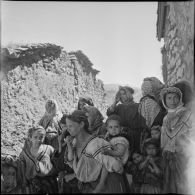 Fête de l'Aïd El-Seghir dans le village de Zaknoun. [Description en cours]