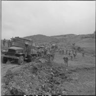 Opération avec le 60e RI. [Description en cours]