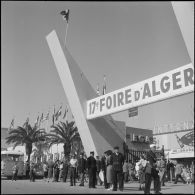 La dix-septième foire d'Alger. [Description en cours]