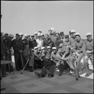 Cérémonie au centre de détente interarmées en présence du prince et de la princesse Napoléon. [Description en cours]