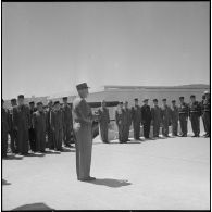 Cérémonie au centre de détente interarmées en présence du prince et de la princesse Napoléon. [Description en cours]