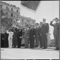 Commémoration du 8 mai 1945 à Alger. [Description en cours]