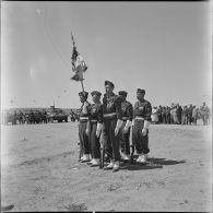 Cérémonie militaire avec le 5e RCA. [Description en cours]