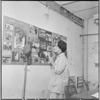 Alger. Maison des jeunes. L'atelier de photographie.