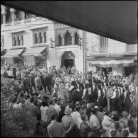 Manifestation d'association de province française à Alger. [Description en cours]