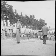 Libération de détenus du camp de Ben Aknoun. [Description en cours]