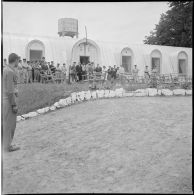 Libération de détenus du camp de Ben Aknoun. [Description en cours]
