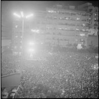 Manifestation nocturne d’anciens combattants à Alger. [Description en cours]