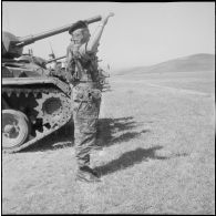 Passation de commandement au 13e RDP en Zone Est Algérois (ZEA). [Description en cours]
