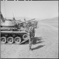 Passation de commandement au 13e RDP en Zone Est Algérois (ZEA). [Description en cours]