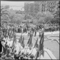 Défilé du général de Gaulle à Alger. [Description en cours]