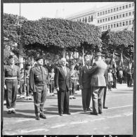 8 Mai. Fête de la Victoire. Remise de décoration.