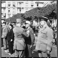 8 Mai. Fête de la Victoire. Remise de décoration.