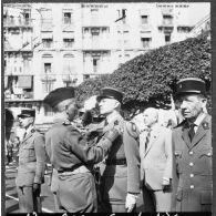 8 Mai. Fête de la Victoire. Remise de décoration.