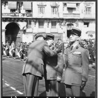 8 Mai. Fête de la Victoire. Remise de décoration.