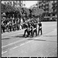 8 Mai. Fête de la Victoire. Le défilé.