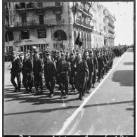 8 Mai. Fête de la Victoire. Le défilé.