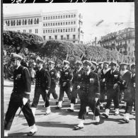 8 Mai. Fête de la Victoire. Le défilé.