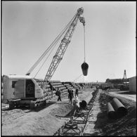 Gazoduc d'Arzew. Manoeuvres.