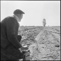 Gazoduc d'Arzew. Un ouvrier fait exploser une zone.