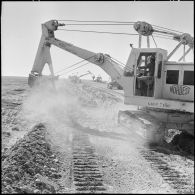 Gazoduc d'Arzew. Manoeuvres.