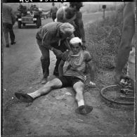 Bône. Championnats de France de cyclisme militaire. La fatigue a eu raison de nombreux coureurs.