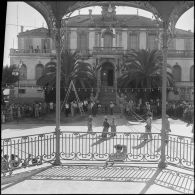 Koléa. Fête nationale du 14 juillet. Jeux devant la mairie.