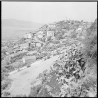 27e bataillon de chasseurs alpins (27e BCA). Le village d'Iffigha.