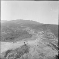 Barrage électrifié de la frontière algero-tunisienne.