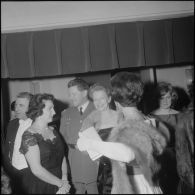 Gala à l'opéra d'Alger, au profit du mouvement de solidarité féminine. Les personnalités.