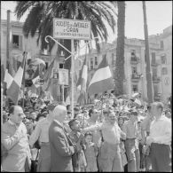 Le général de Gaulle à Oran. [Description en cours]