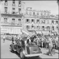 Le général de Gaulle à Oran. [Description en cours]