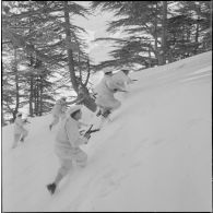 Tikjda. 22e bataillon de chasseurs alpins (BCA). Ecole du combattant.