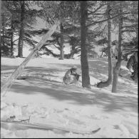 Tikjda. 22e bataillon de chasseurs alpins (BCA). Ecole du combattant.