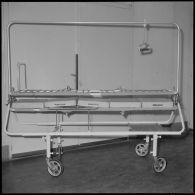 Service de santé de l'armée de l'Air. Matériel médical.