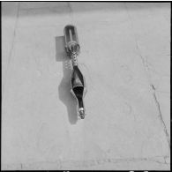 Aïn Sefra. Munition saisie aux rebelles : un obus de mortier.