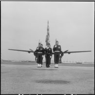 Maison Blanche. Cérémonie militaire à la base aérienne. Groupe Guyenne.