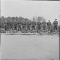 Algérie. Section opérationnelle technique aéroportée (SOTAP). Opération "Mangouste 13 Violette". Groupe d'orienteurs marqueurs.