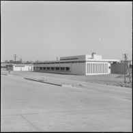 Maison Carrée. Etablissement régional du matériel (ERM). Bâtiment terminé, réservé au personnel civil.
