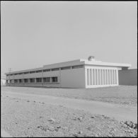 Maison Carrée. Etablissement régional du matériel (ERM). Bâtiment terminé, réservé au personnel civil.